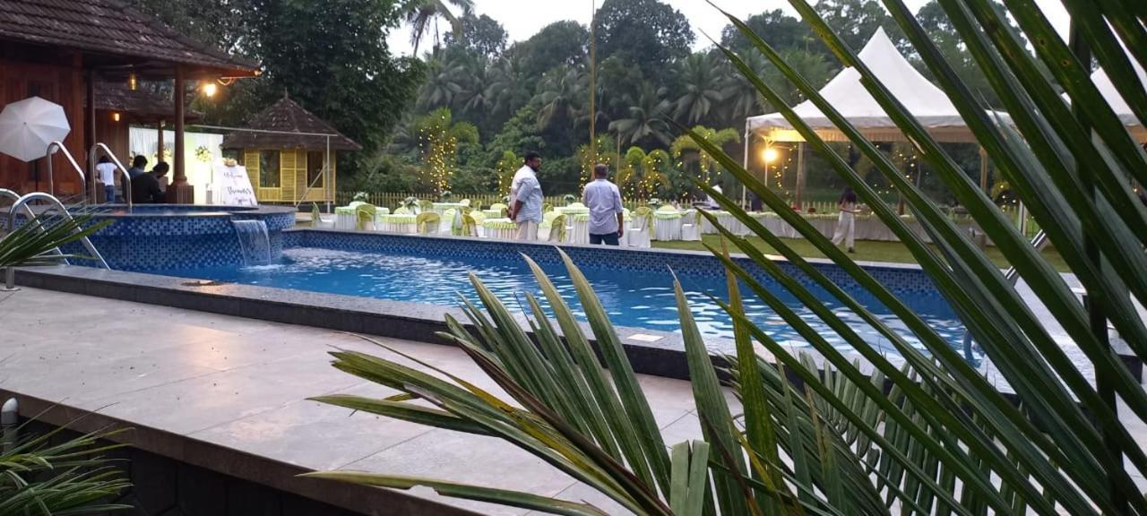 Sparrow Vale Resort Kotamangalam Buitenkant foto