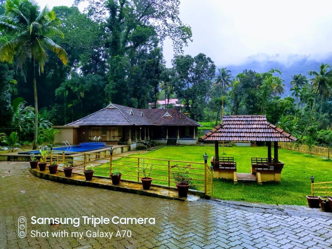 Sparrow Vale Resort Kotamangalam Buitenkant foto