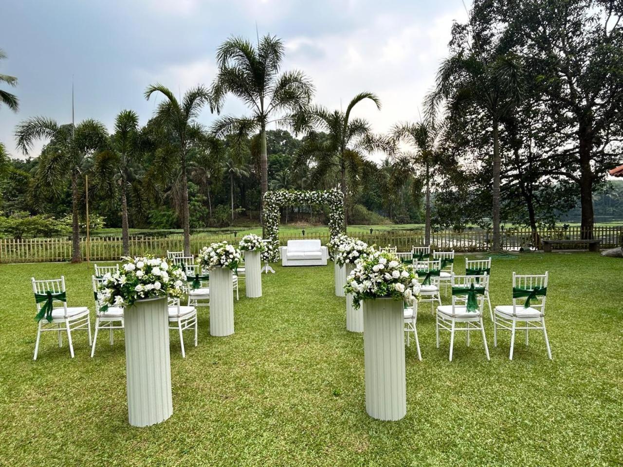 Sparrow Vale Resort Kotamangalam Buitenkant foto